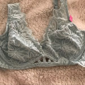 Victoria's Secret Pink Date night bra size small
